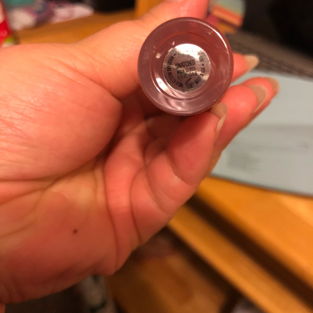 SNATCHED KYLIE COSMETICS HIGH SHINE GLOSS - Picture 4 of 4